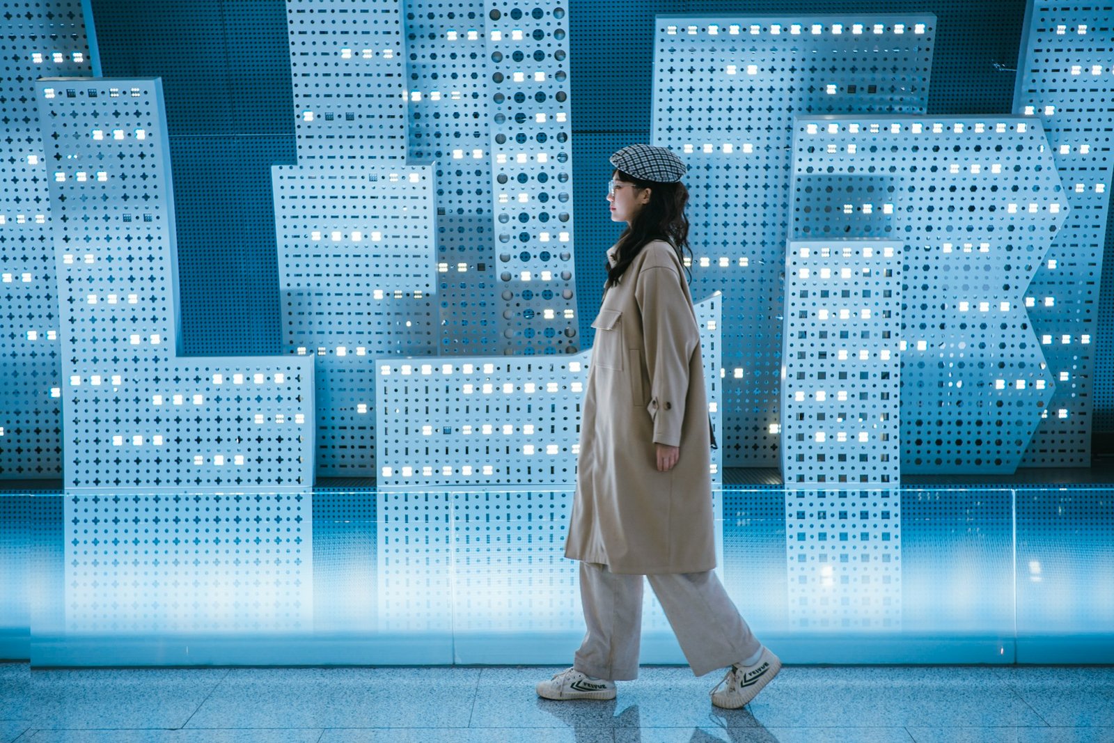 Como a Inteligência Artificial Está Transformando o Mercado Adulto para Mulheres Independentes